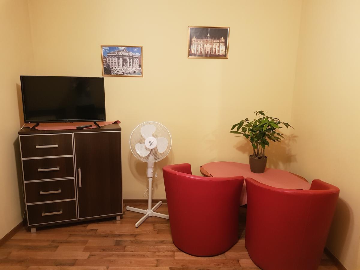 Отель Euro Zajazd - Casa Di Fulvio Maria Viola Бельско-Бяла Экстерьер фото